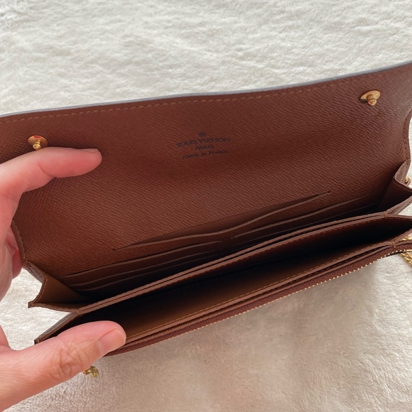 Authentic LV Louis Vuitton Monogram Accordion wallet with chain - Picture 5 of 8